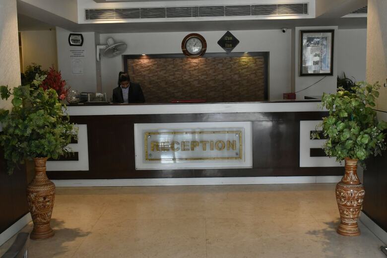 Hotel Impress