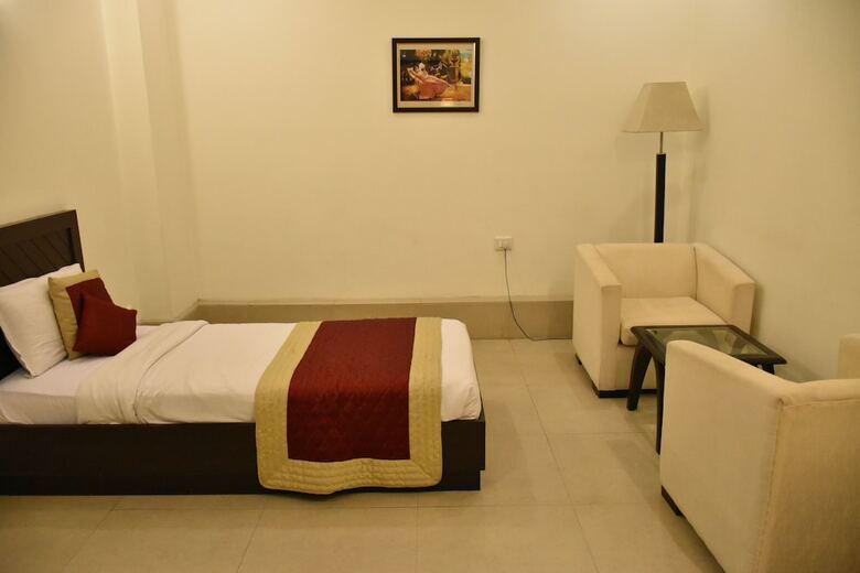 Hotel Impress