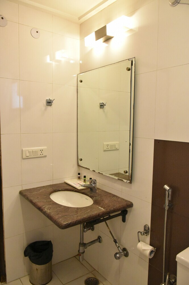 Hotel Impress