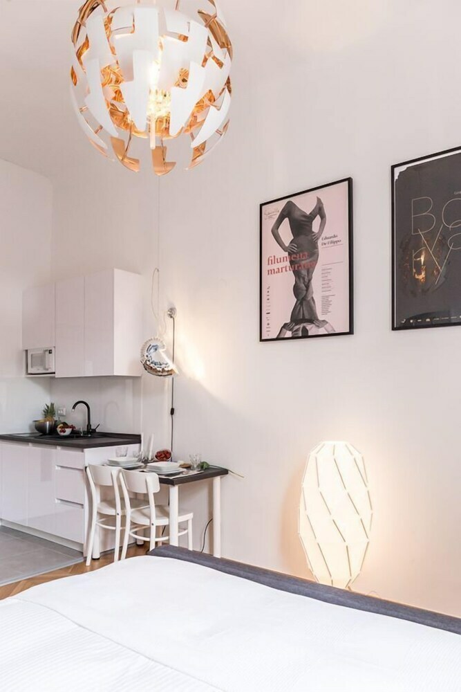 F11 Gallery Apartments