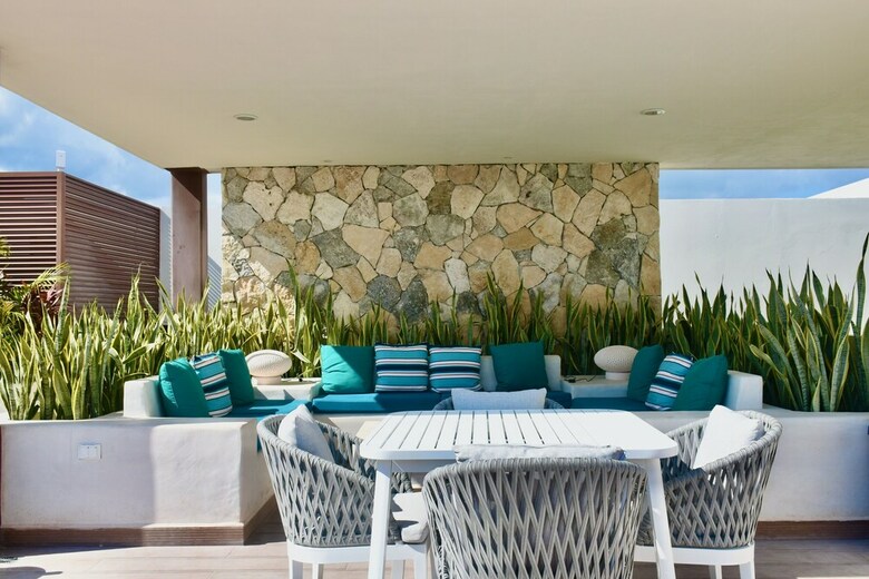 Luxury Condos By Select Apartments
