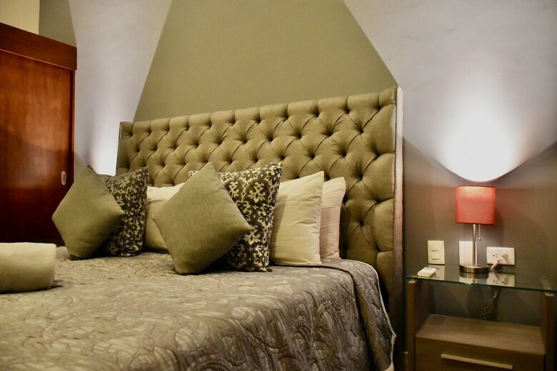 Luxury Condos By Select Apartments