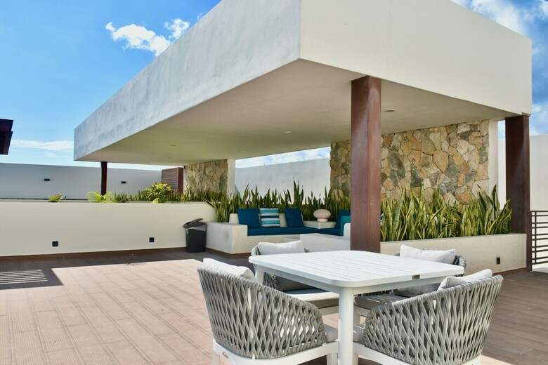 Luxury Condos By Select Apartments