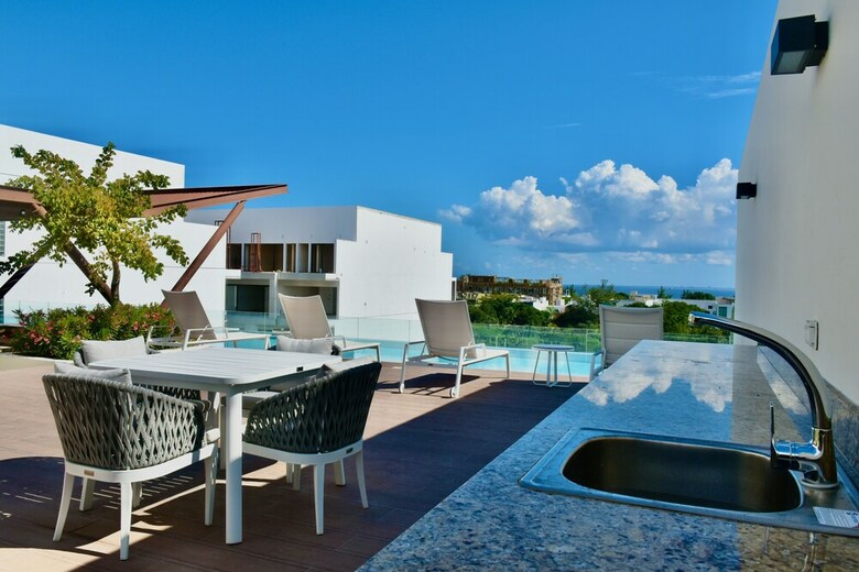 Luxury Condos By Select Apartments