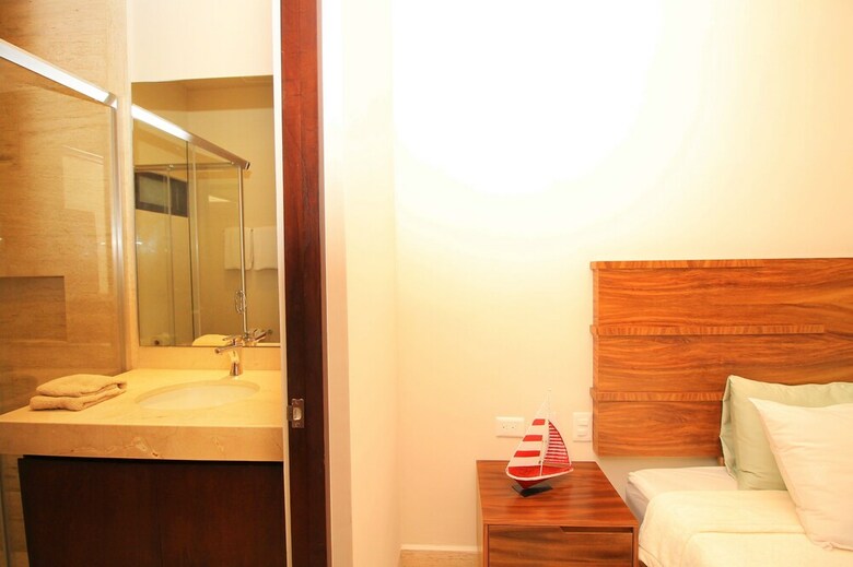 Luxury Condos By Select Apartments