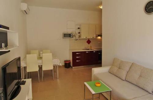 Apartments Orhideja