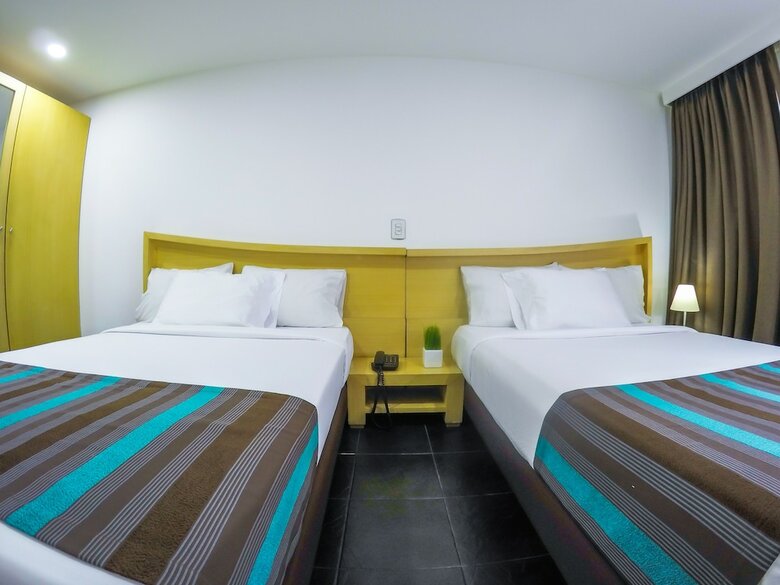 In House Hotel