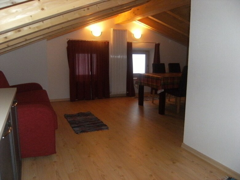 Roulette Apartments