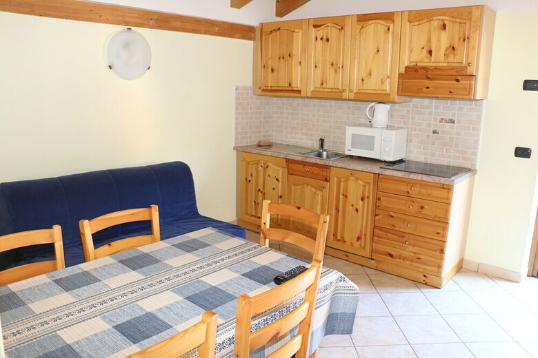 Roulette Apartments