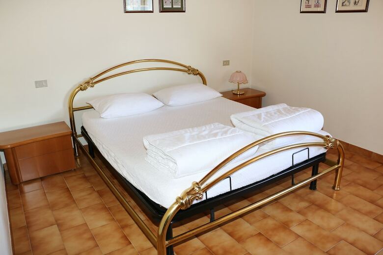 Roulette Apartments