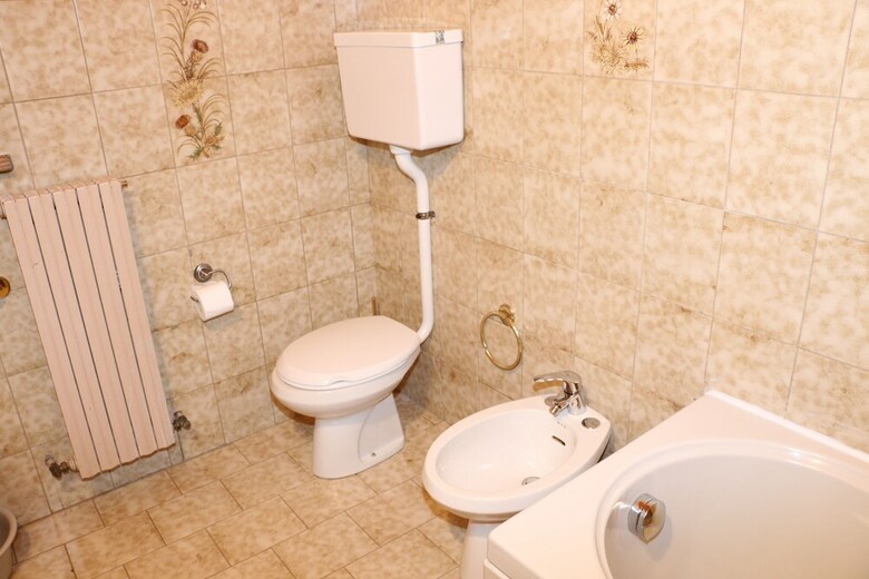 Roulette Apartments