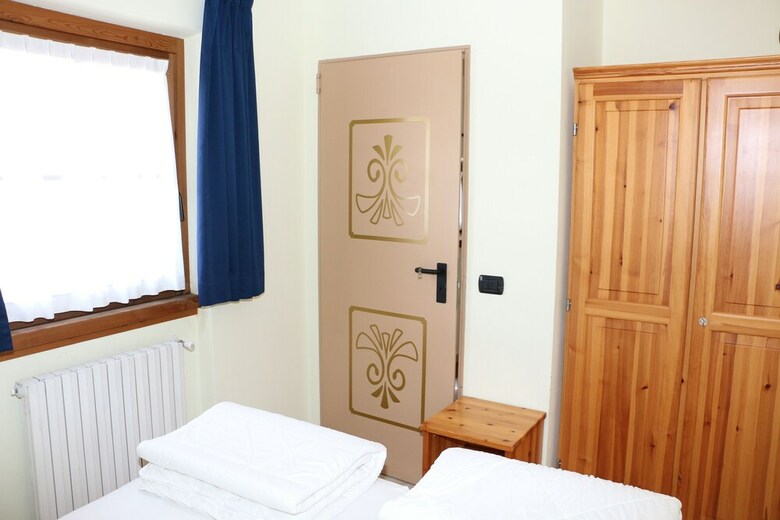 Roulette Apartments