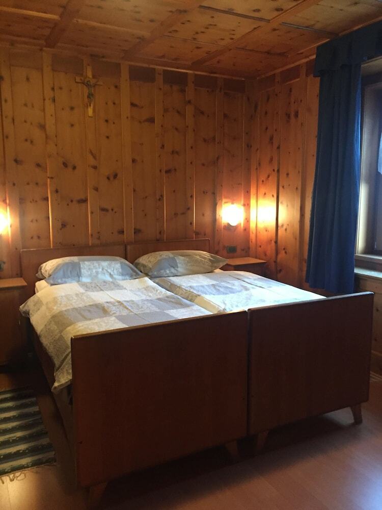 Roulette Apartments