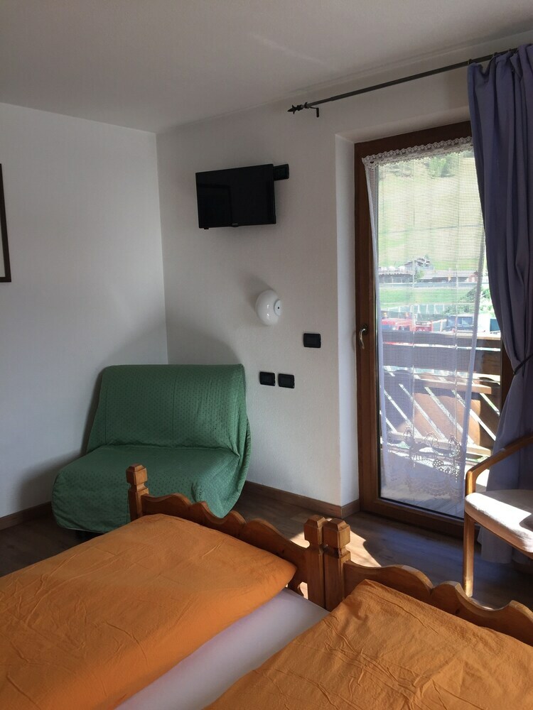 Roulette Apartments