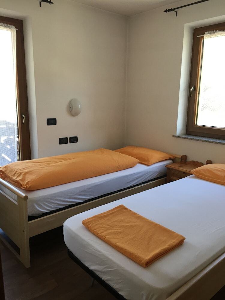 Roulette Apartments