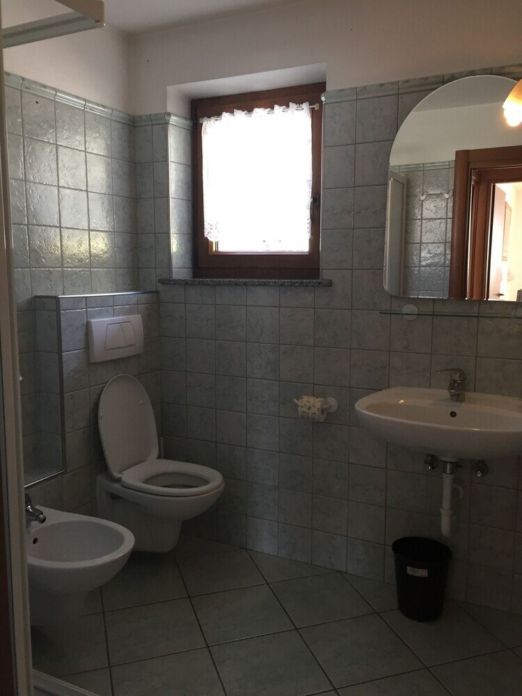 Roulette Apartments
