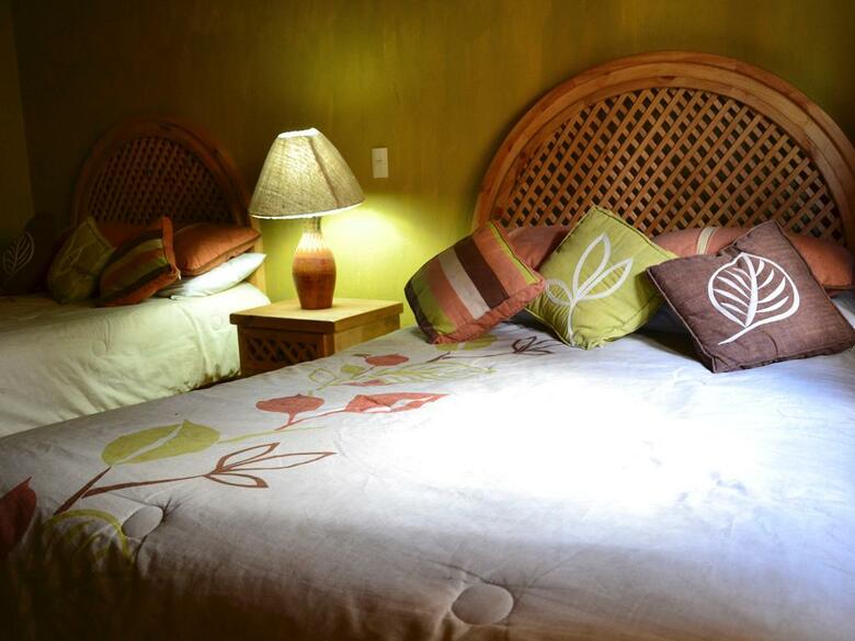 Bosque La Luna Hotel