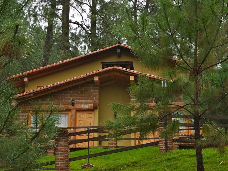 Bosque La Luna Hotel