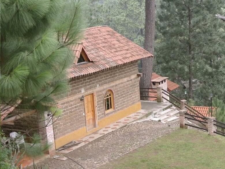 Bosque La Luna Hotel