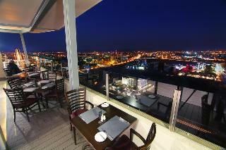 Room50two Hotel