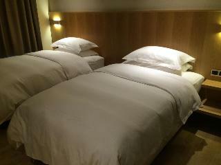 Easetel Qingdao Hotel