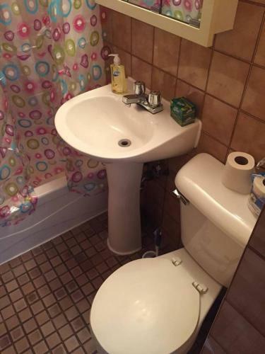 Milton - Nice Studio Downtown Apartment