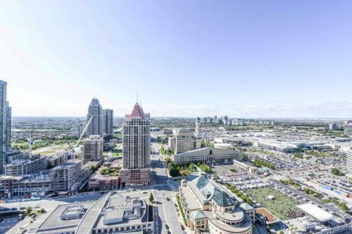 Planurstay - Panoramic Penthouse Apartment