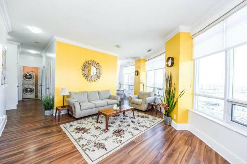 Planurstay - Panoramic Penthouse Apartment