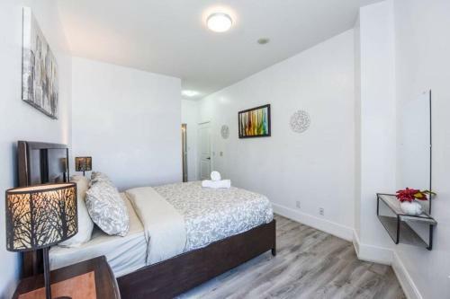 Planurstay - Panoramic Penthouse Apartment