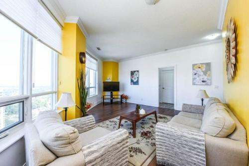 Planurstay - Panoramic Penthouse Apartment