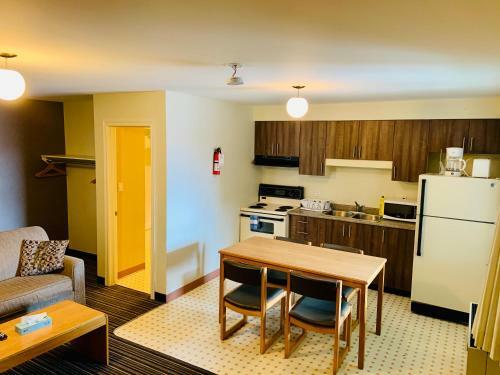 Green Acres Motel