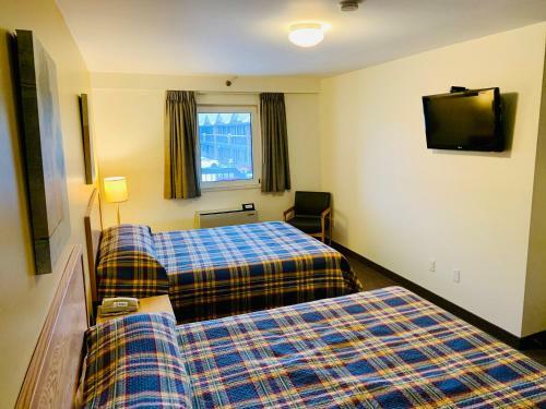 Green Acres Motel