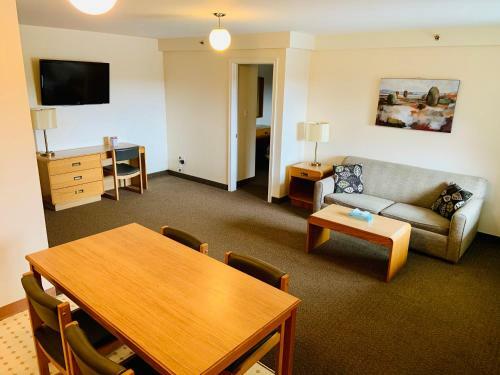 Green Acres Motel