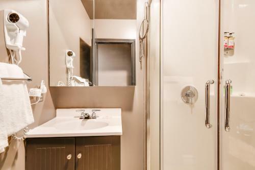 Private Studios Design Apartment