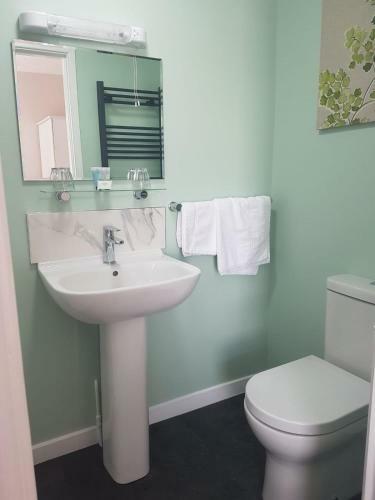 Albany House Bed & Breakfast
