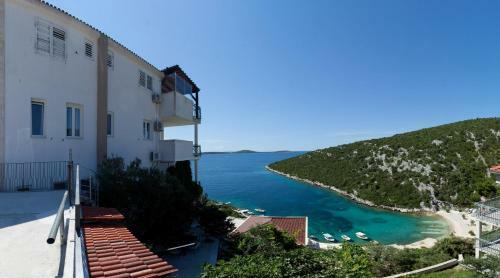 Apartments Paradise