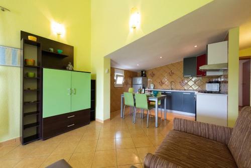 Apartments Karen Hostel