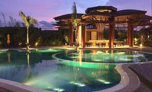 The Bayleaf Cavite Hotel