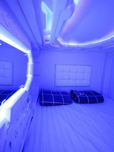 Spacepod@hive Hostel