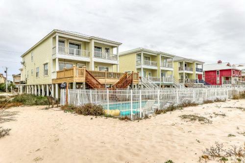 Blue Parrot West 6