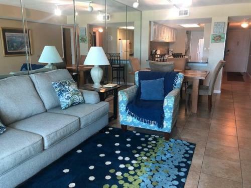 Castaways 3b Condo Apartment