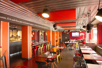 Kyriad Lyon Perrache Confluence Hotel