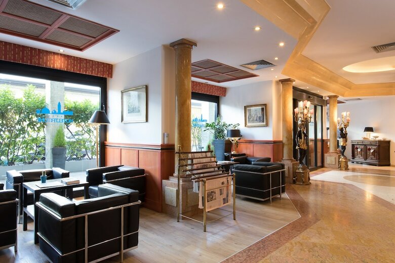 Tritone Hotel