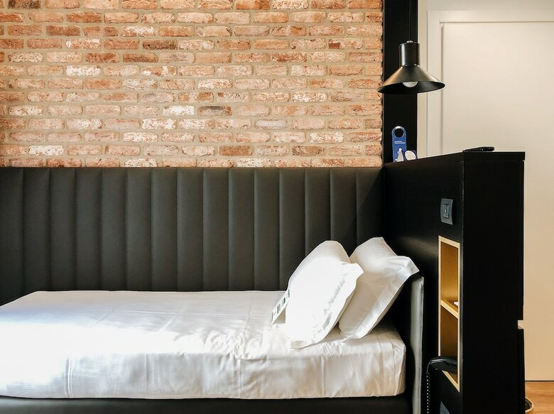 Tritone Hotel