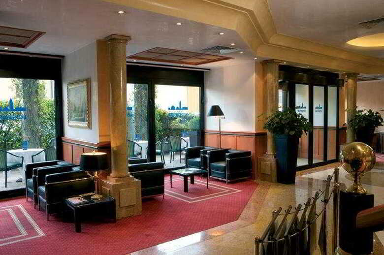 Tritone Hotel