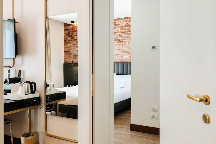 Tritone Hotel