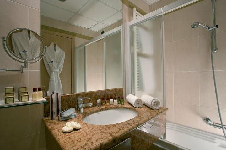 Tritone Hotel