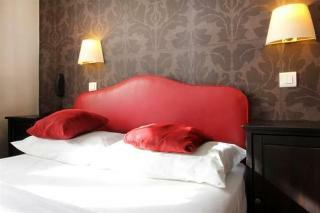 Hotel Lutetia(.)