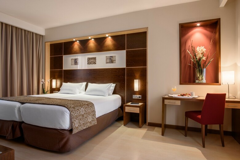 Exe Le�n Hotel