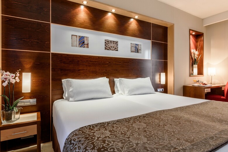 Exe Le�n Hotel